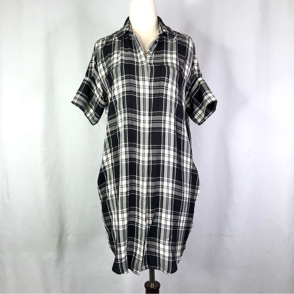 Madewell Courier plaid shirtdress black white short sleeve pockets curved hem XS